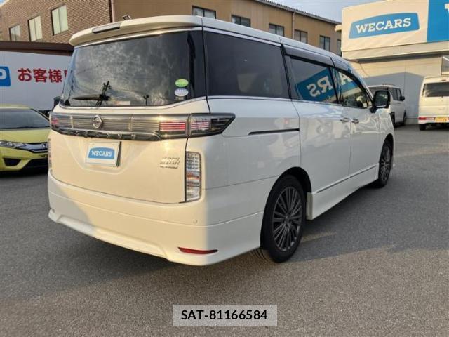 Nissan ELGRAND 2017-03 7917066-2
