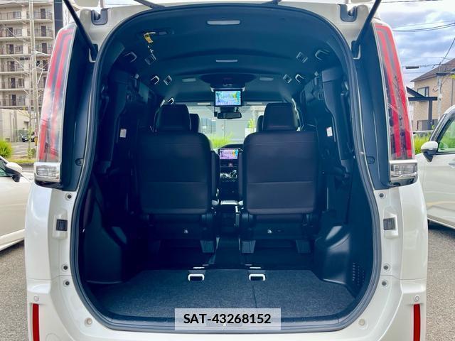 Toyota ESQUIRE 2017-09 7913452-18