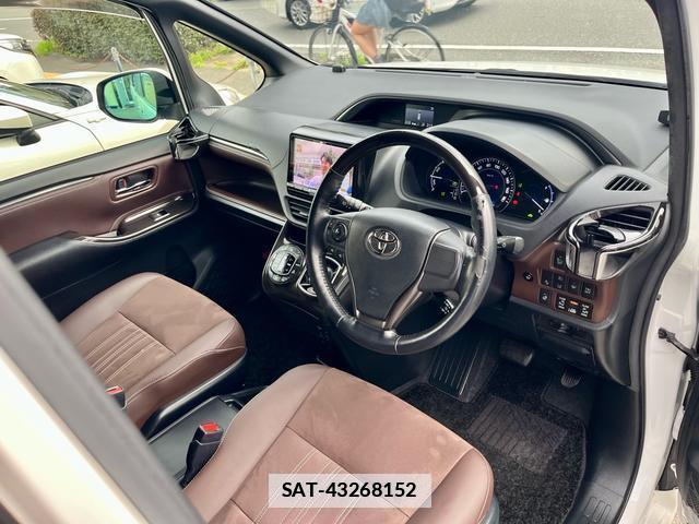 Toyota ESQUIRE 2017-09 7913452-19