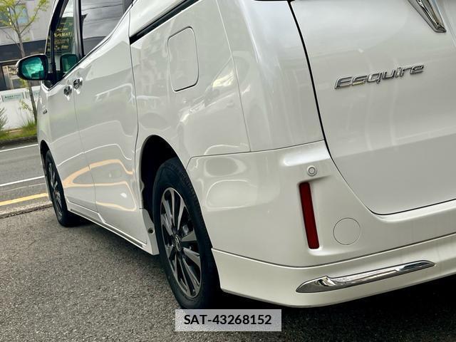 Toyota ESQUIRE 2017-09 7913452-8