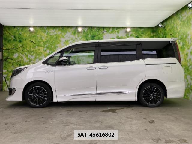 Toyota ESQUIRE 2017-07 7914940-1