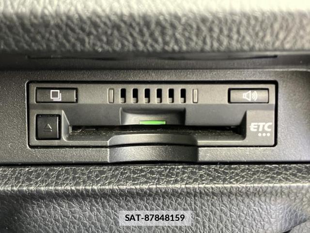 Toyota ESQUIRE 2019-12 7917205-17