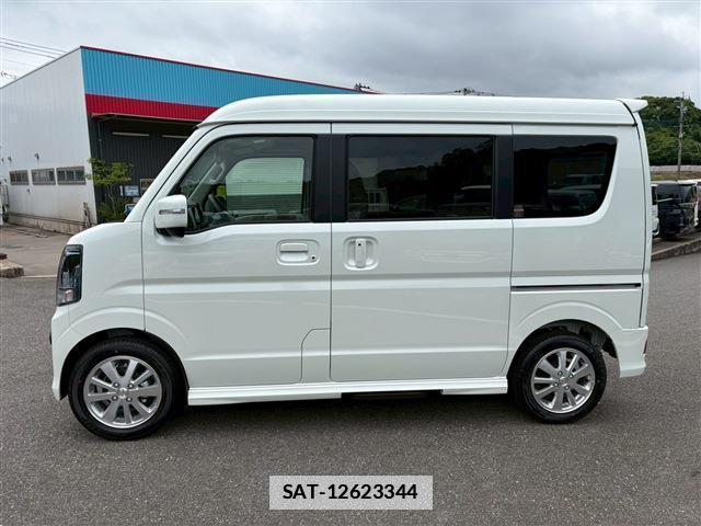 Suzuki EVERY WAGON 2026-05 7915890-8