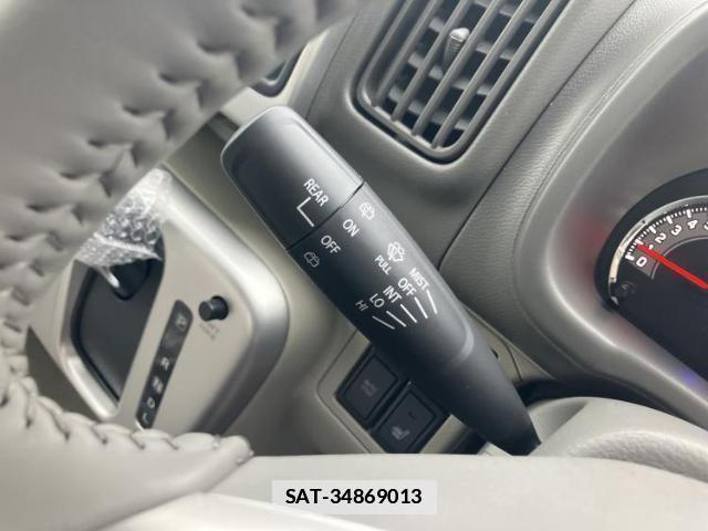 Suzuki EVERY WAGON 2026-03 7916897-12