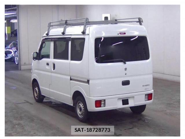 Suzuki EVERY 2019-03 7915855-0