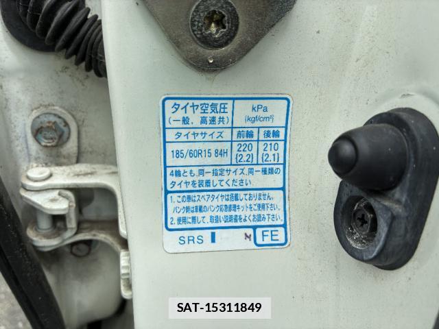 Honda FIT HYBRID 2017-05 7913971-18