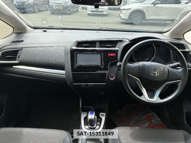 Honda FIT HYBRID 2017-05 7913971-2