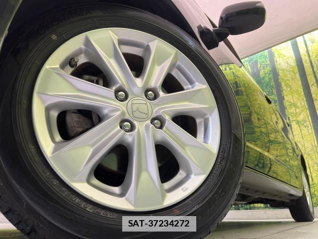Honda FIT HYBRID 2011-10 7914088-12