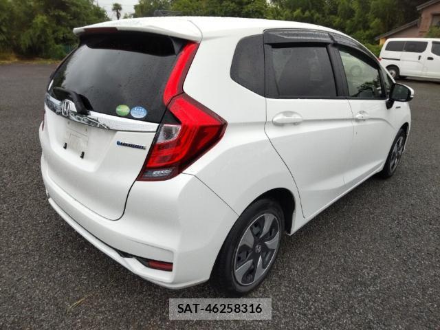 Honda FIT 2019-06 7916646-4
