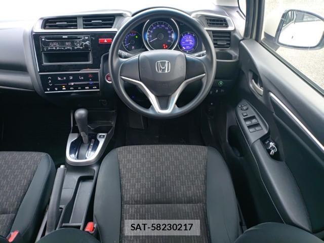 Honda FIT 2017-06 7916654-2
