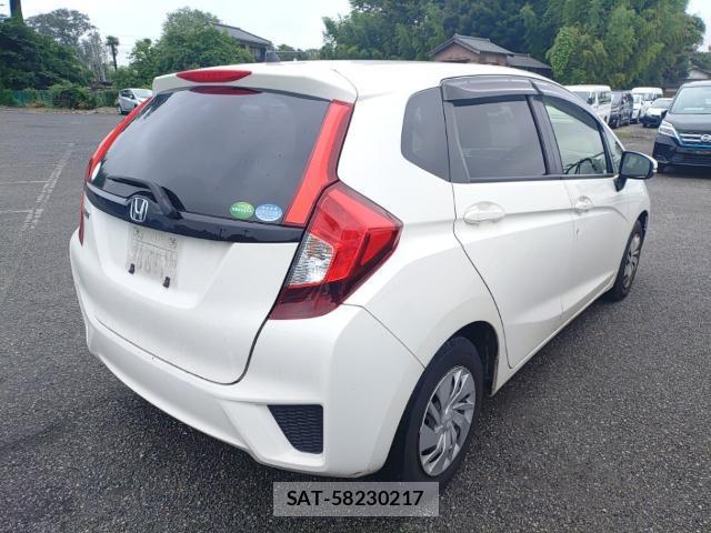 Honda FIT 2017-06 7916654-4