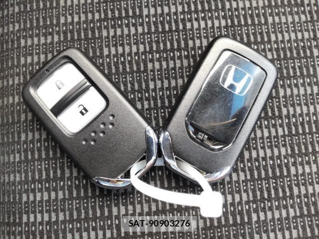 Honda FIT 2017-06 7916664-14