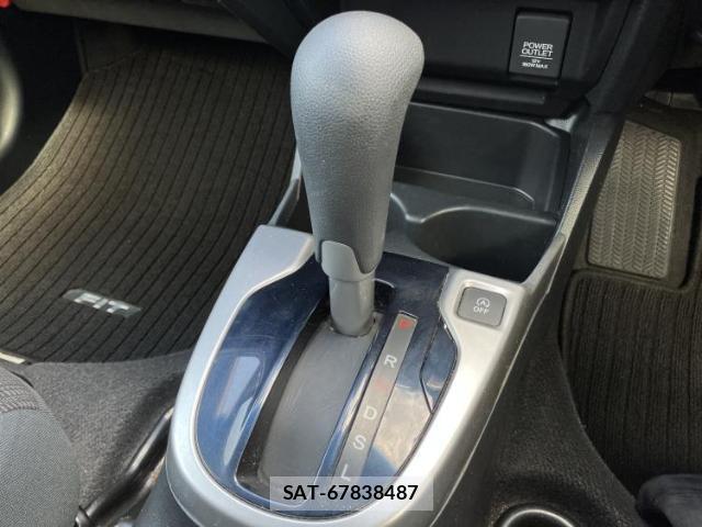 Honda FIT 2015-12 7916734-17