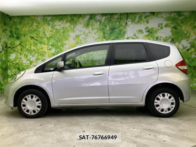 Honda FIT 2012-08 7917052-1