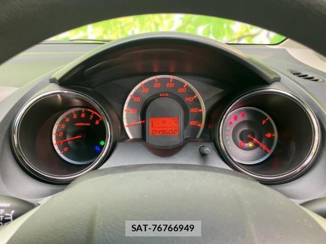 Honda FIT 2012-08 7917052-13