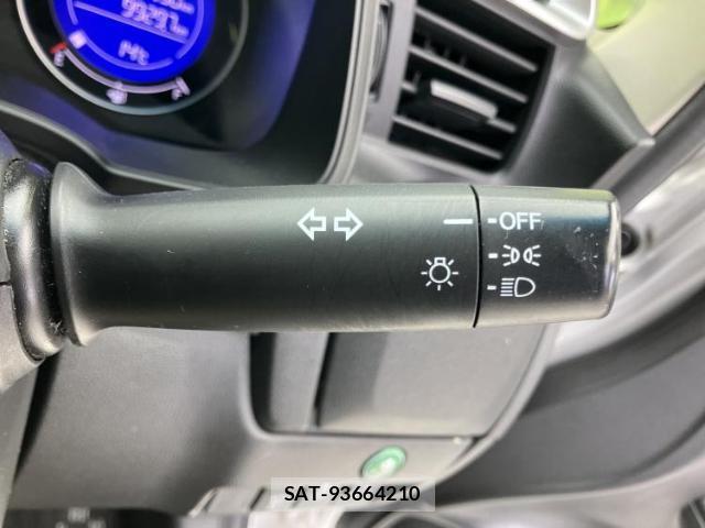 Honda FIT 2017-02 7917070-14