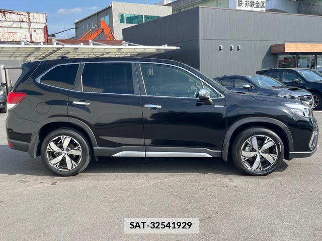 Subaru FORESTER 2021-08 7914218-18