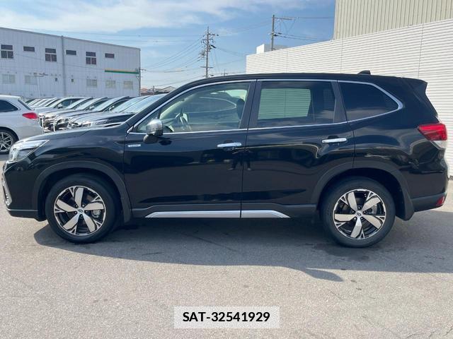 Subaru FORESTER 2021-08 7914218-19