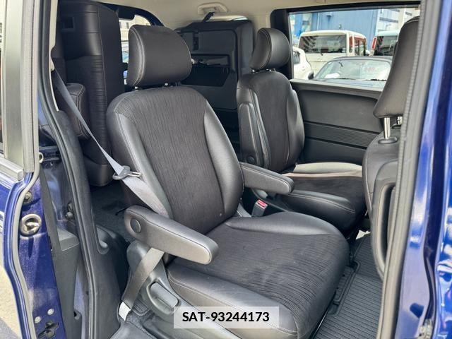 Honda FREED HYBRID 2015-11 7913185-8