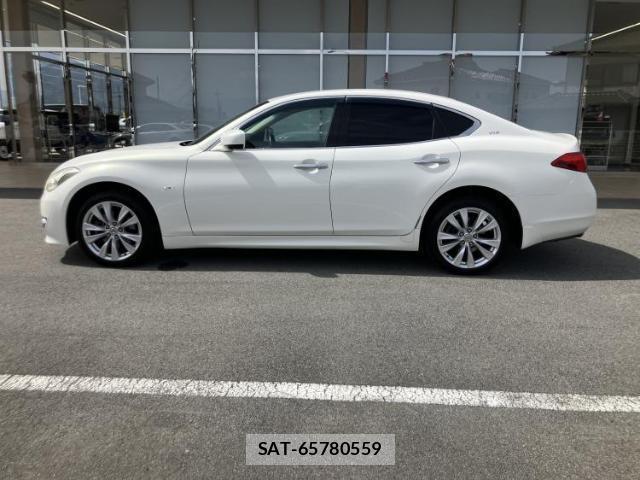 Nissan FUGA 2010-06 7917125-1