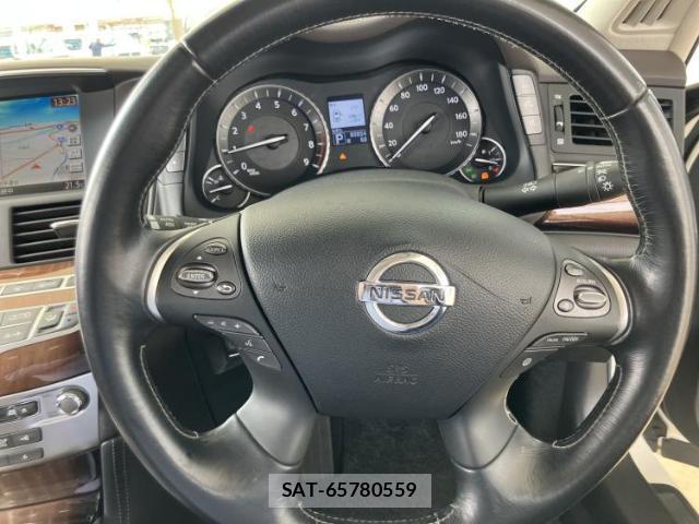 Nissan FUGA 2010-06 7917125-11