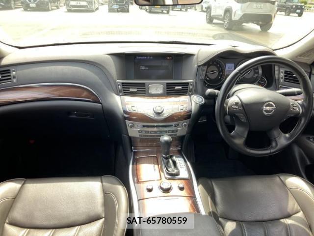 Nissan FUGA 2010-06 7917125-7