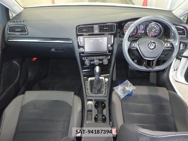VolksWagen GOLF 2015-03 7915454-2
