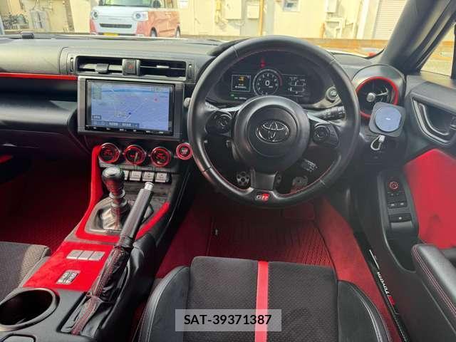 Toyota GR86 2021-11 7917379-2