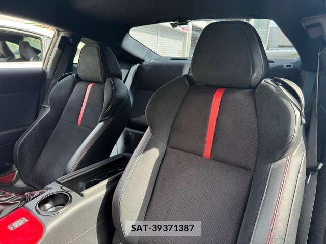 Toyota GR86 2021-11 7917379-5