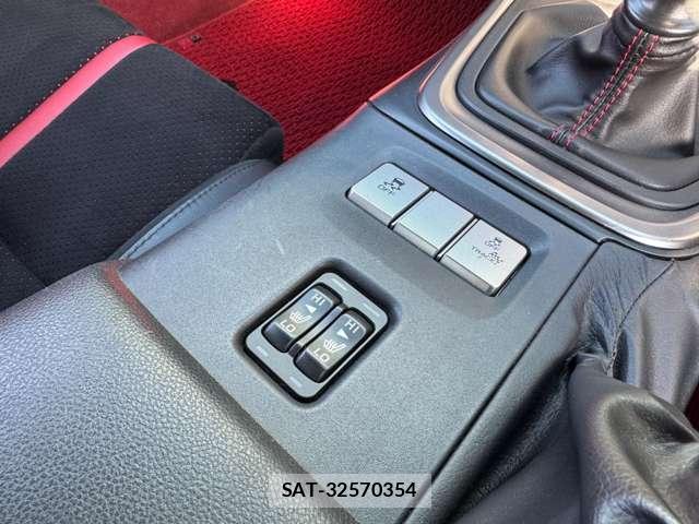 Toyota GR86 2022-07 7917403-13