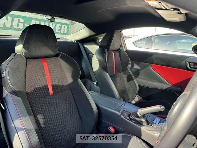 Toyota GR86 2022-07 7917403-4