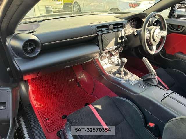 Toyota GR86 2022-07 7917403-7