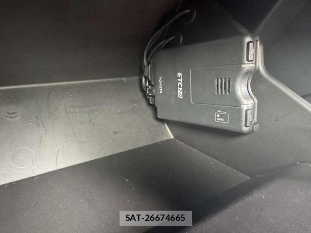 Toyota GR86 2022-10 7917405-15