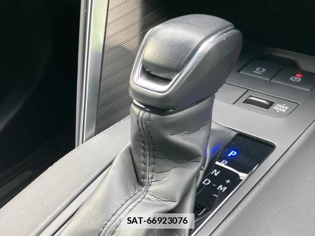 Toyota HARRIER 2024-04 7914801-17