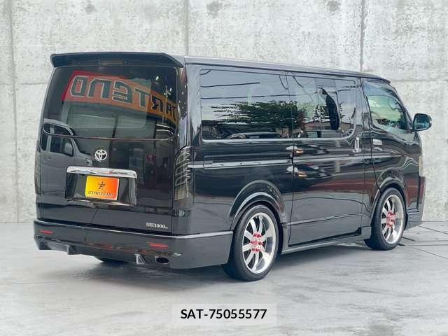 Toyota HIACE VAN 2007-11 7915941-3