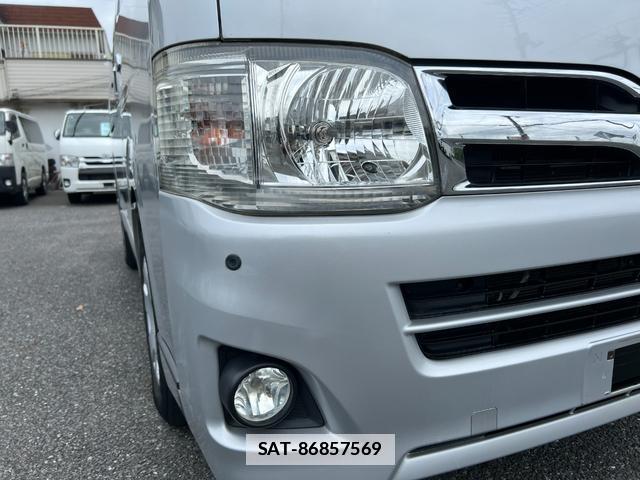 Toyota HIACE VAN 2012-11 7916012-14