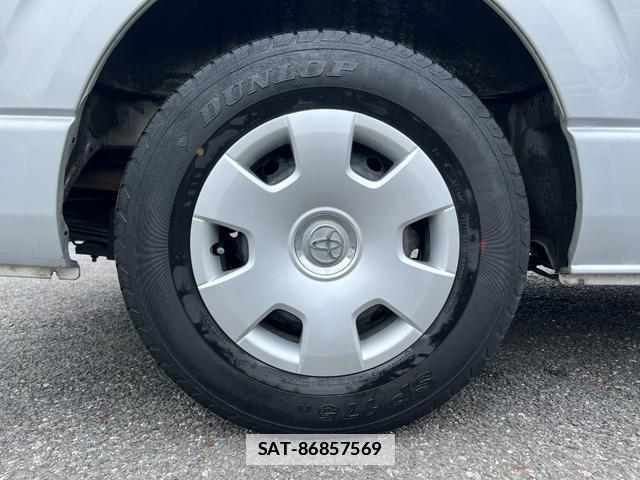 Toyota HIACE VAN 2012-11 7916012-18