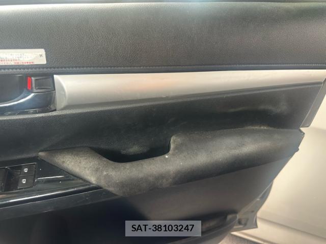 Toyota HILUX 2021-09 7913623-10