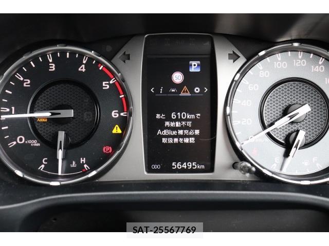 Toyota HILUX 2024-01 7913790-13