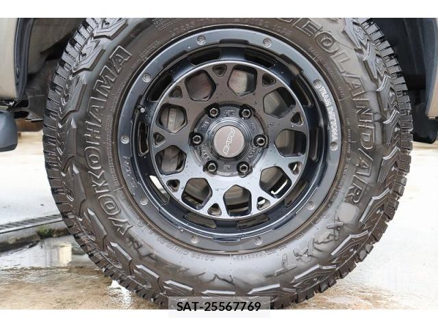Toyota HILUX 2024-01 7913790-5