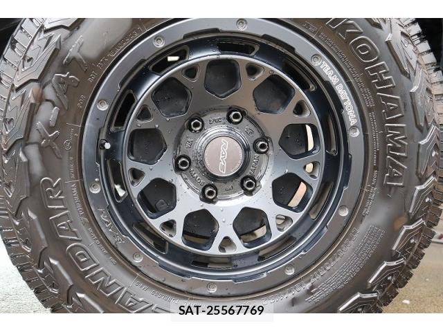 Toyota HILUX 2024-01 7913790-8