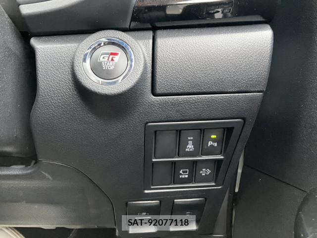 Toyota HILUX 2022-10 7914222-10