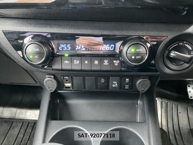 Toyota HILUX 2022-10 7914222-5