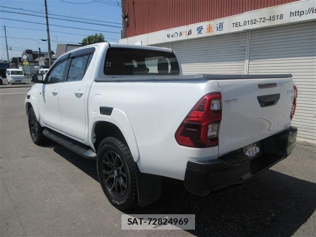 Toyota HILUX 2024-09 7914368-3
