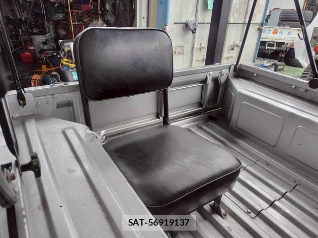 Suzuki JIMNY 1972-06 7916253-11