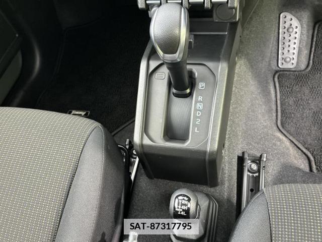 Suzuki JIMNY 2021-11 7916837-17