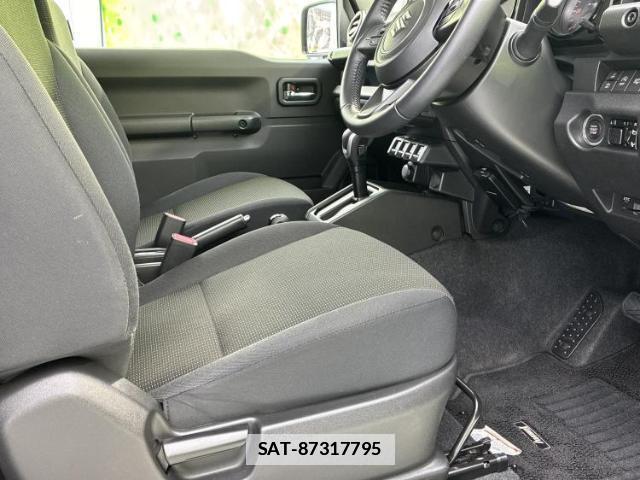 Suzuki JIMNY 2021-11 7916837-3