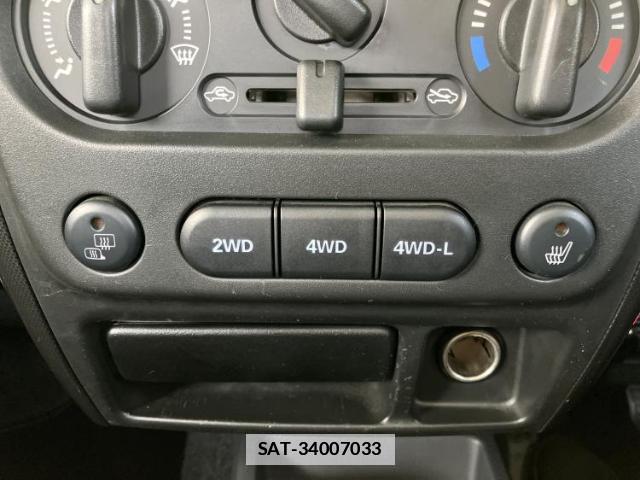Suzuki JIMNY 2011-09 7917267-12