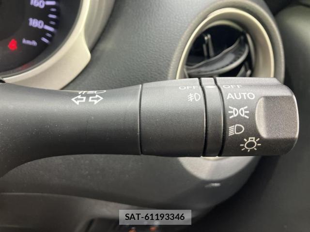 Nissan JUKE 2017-07 7917143-14