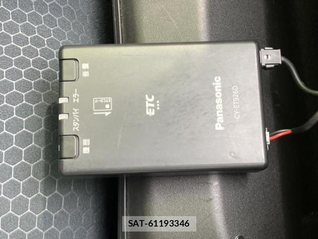 Nissan JUKE 2017-07 7917143-17
